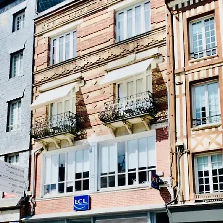 Romeo Ou Juliette Bed & Breakfast 3*