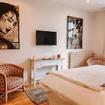 Romeo Ou Juliette Bed & Breakfast Honfleur